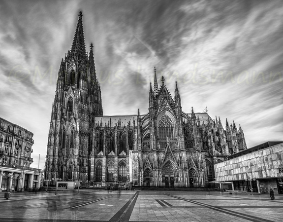 The Cathedral bw ©MarkusLandsmann