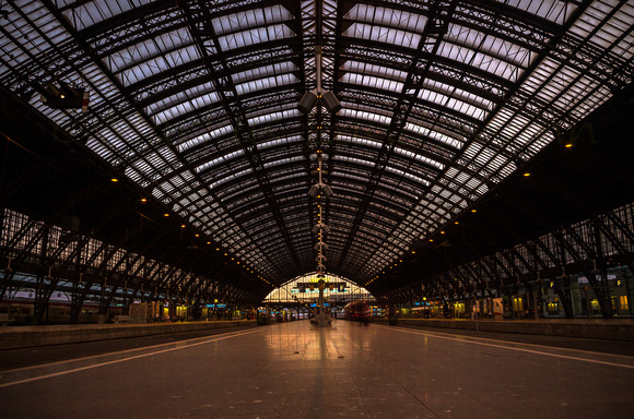 Cologne Centralstation Sunset ©MarkusLandsmann